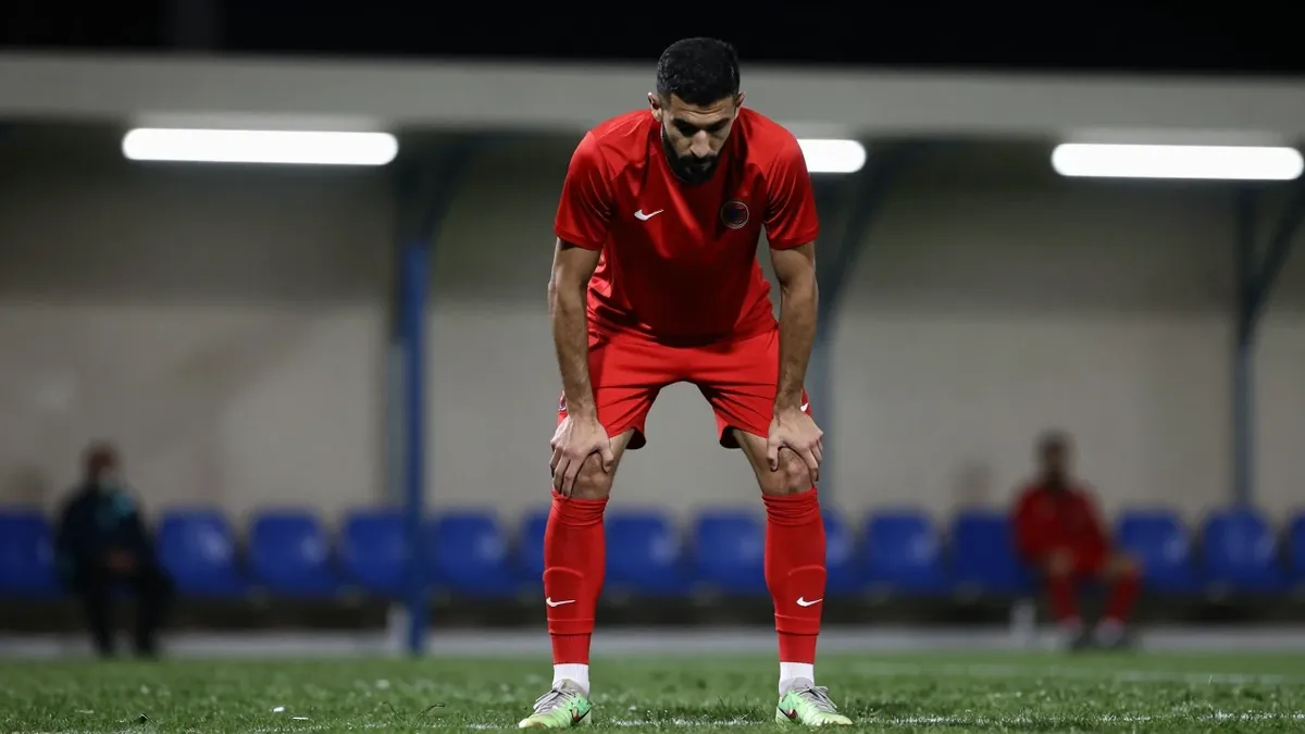 كشف محمود الماردي نجم منتخب الأردن أن حسين عموتة المدير الفني السابق كان قاسيًا وحازمًا للغاية داخل غرفة الملابس، مؤكدًا...